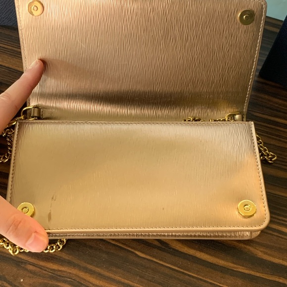 Authentic Prada Crossbody / Wallet on Chain - Picture 7 of 16